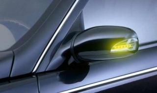 两个男孩子开车声音